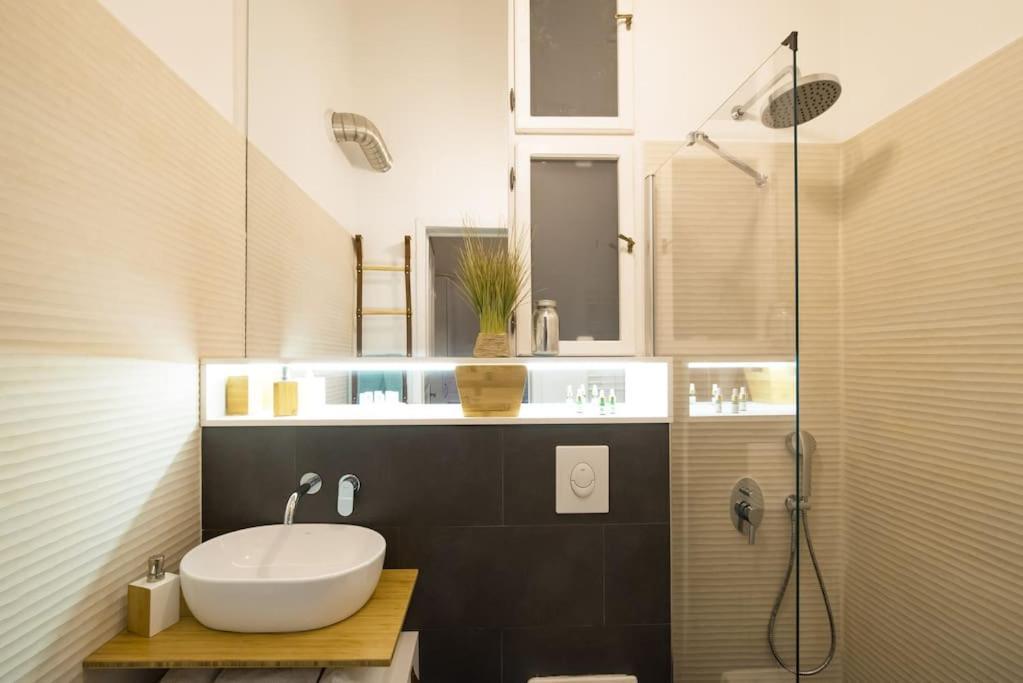 No.8: Lovely & Cosy 3-Room Heart Of The City Тимишоара Экстерьер фото